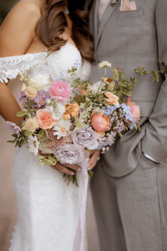 Pastel Wedding Inspiration With Pressed Florals and Lucite Details – Kandace Photography – Filoli Gardens – Bridal Musings 11