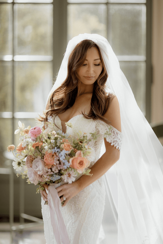 Pastel Wedding Inspiration With Pressed Florals and Lucite Details – Kandace Photography – Filoli Gardens – Bridal Musings 6