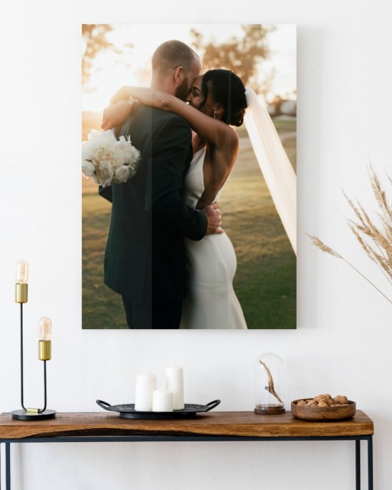 How to Hang a Beautiful Wedding Photo Gallery Wall – Printique – Bridal Musings 4