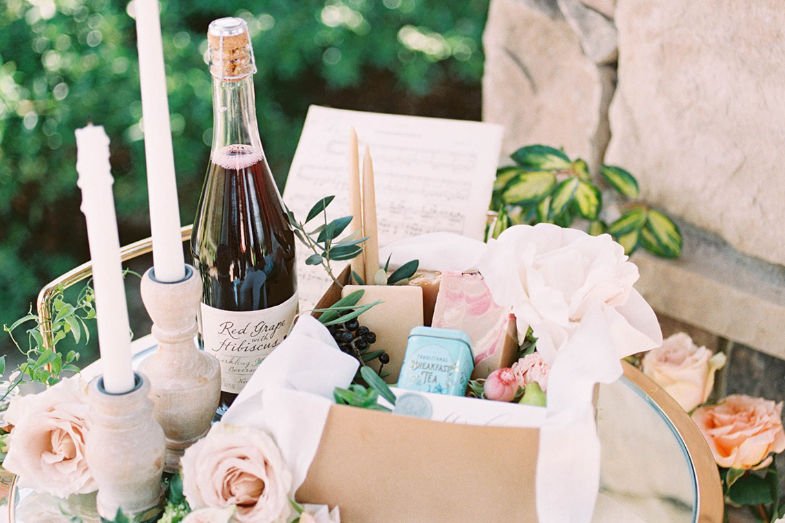 Creating the Ultimate Hotel Welcome Bags for Wedding Guests, Bustld